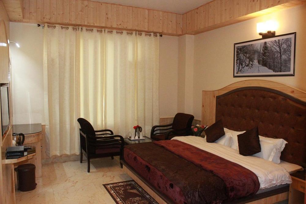Hotel Bodh International - Manali (Himachal Pradesh) — Photos 1